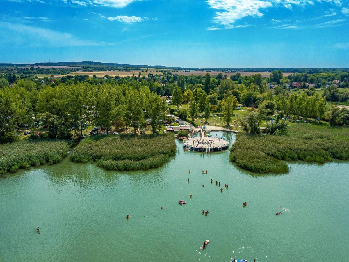 Hotel Balatontourist Bereny Naturist Camping Balatonberény Exterior foto